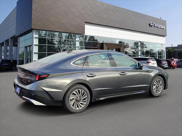 2026 Hyundai Sonata Hybrid SEL