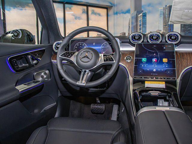 2026 Mercedes-Benz GLC 4MATIC