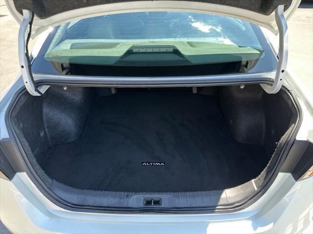 2024 Nissan Altima SR FWD