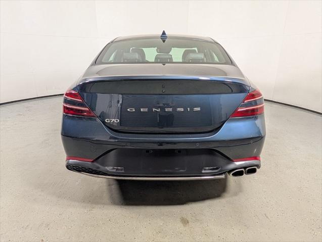 2023 Genesis G70 2.0T RWD