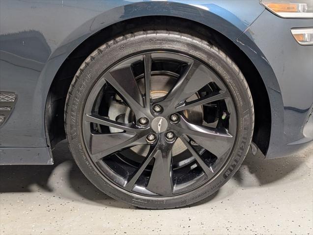 2023 Genesis G70 2.0T RWD