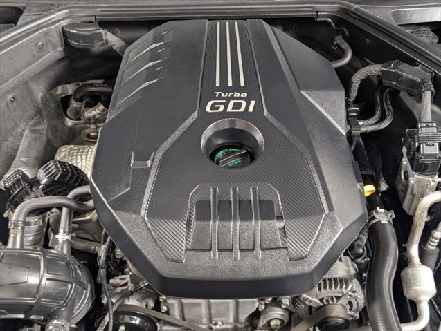 2023 Genesis G70 2.0T RWD