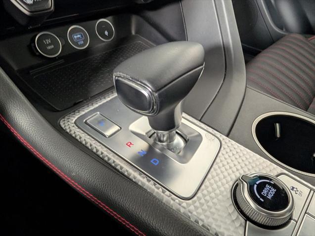 2023 Genesis G70 2.0T RWD