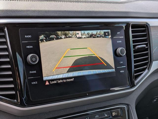 2022 Volkswagen Atlas 3.6L V6 SE w/Technology