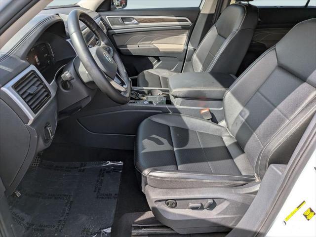 2022 Volkswagen Atlas 3.6L V6 SE w/Technology