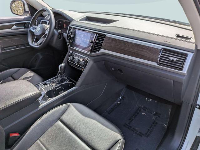 2022 Volkswagen Atlas 3.6L V6 SE w/Technology