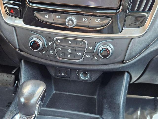 2021 Chevrolet Traverse AWD LT Leather