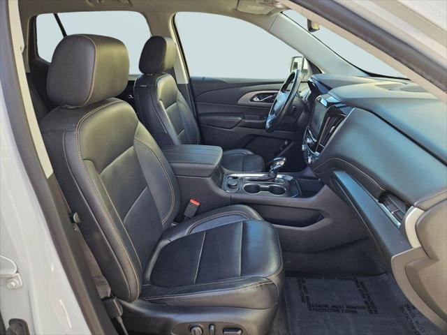 2021 Chevrolet Traverse AWD LT Leather