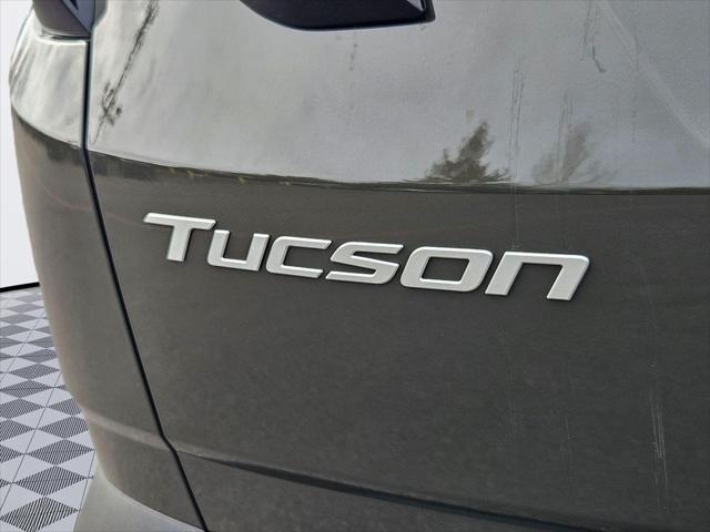 2025 Hyundai Tucson SE