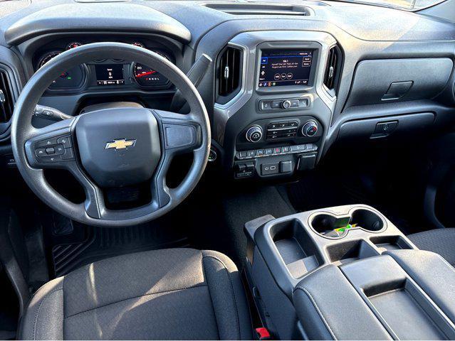 2024 Chevrolet Silverado 2500HD 4WD Crew Cab Standard Bed Custom