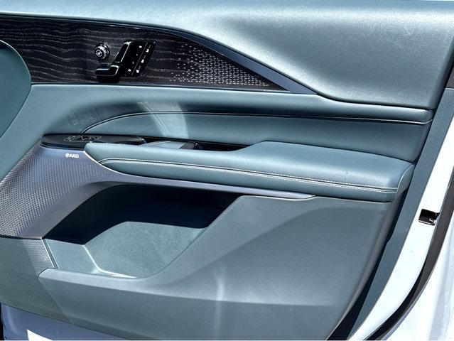 2026 Cadillac iQ Signature Sport AWD