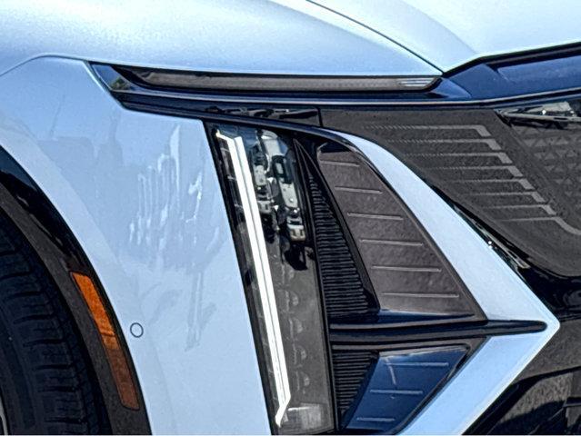 2026 Cadillac iQ Signature Sport AWD