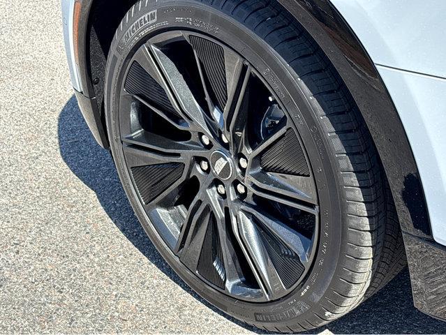 2026 Cadillac iQ Signature Sport AWD