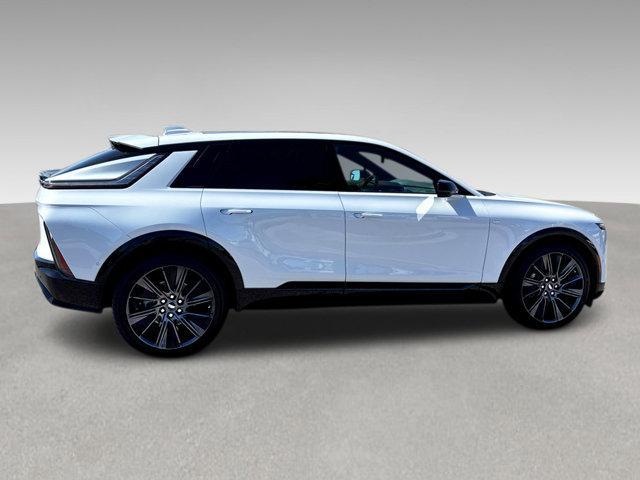 2026 Cadillac iQ Signature Sport AWD