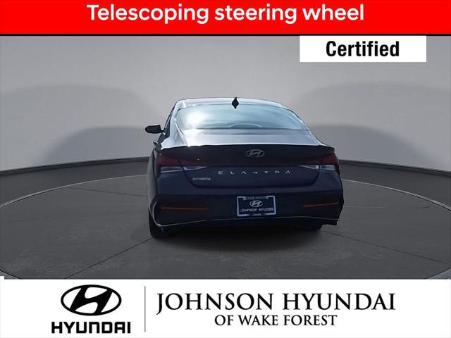 2025 Hyundai Elantra SE