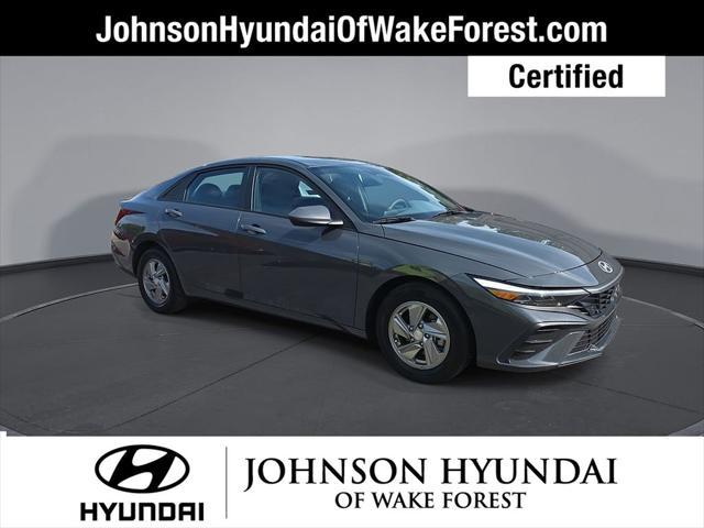 2025 Hyundai Elantra SE