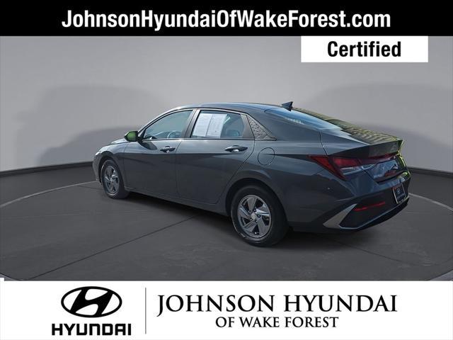 2025 Hyundai Elantra SE