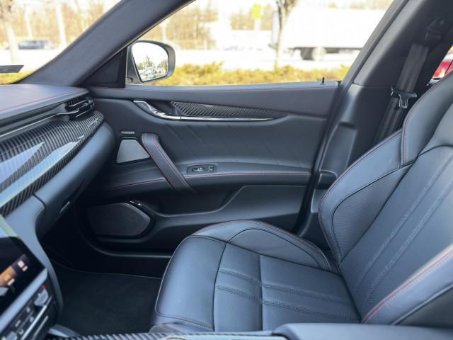 2024 Maserati Quattroporte Modena Ultima Q4