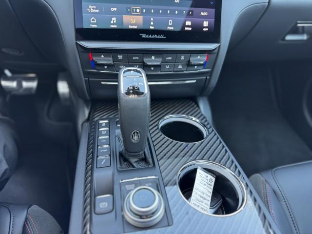 2024 Maserati Quattroporte Modena Ultima Q4