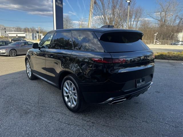 2023 Land Rover Range Rover Sport SE