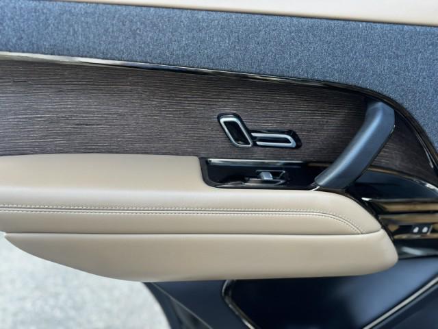 2023 Land Rover Range Rover Sport SE