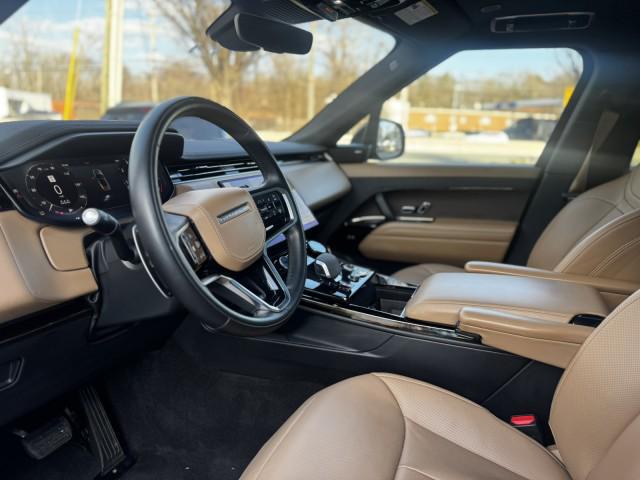 2023 Land Rover Range Rover Sport SE