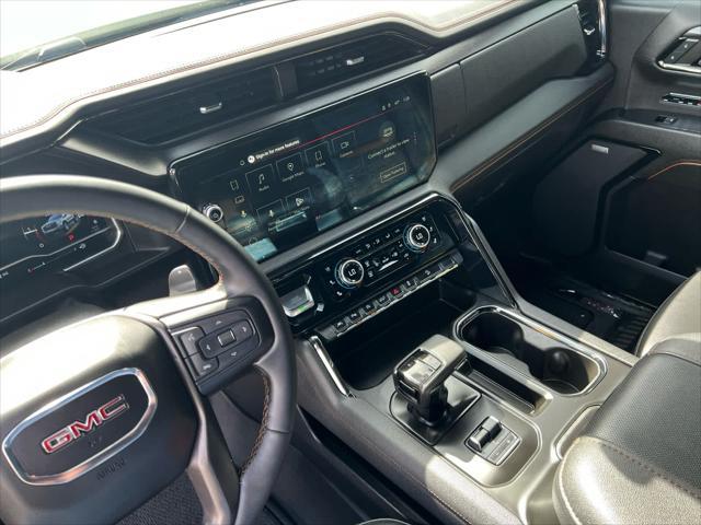 2023 GMC Sierra 1500 4WD Crew Cab Short Box AT4