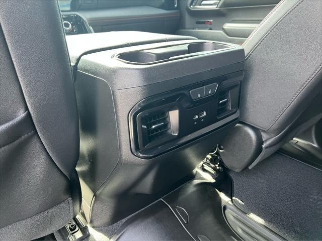2023 GMC Sierra 1500 4WD Crew Cab Short Box AT4