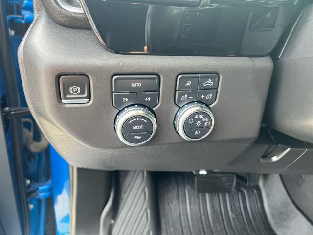 2023 GMC Sierra 1500 4WD Crew Cab Short Box Elevation with 3SB