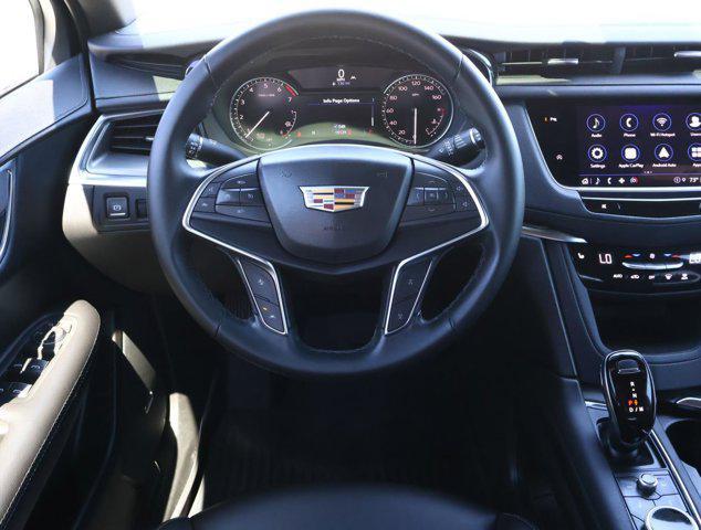 2025 Cadillac XT5 FWD Luxury