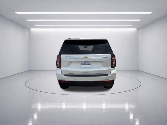 2022 Chevrolet Suburban 4WD Premier