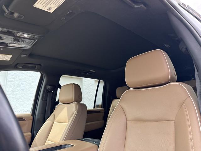 2022 Chevrolet Suburban 4WD Premier