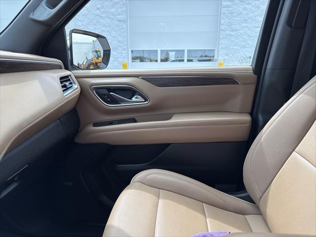 2022 Chevrolet Suburban 4WD Premier
