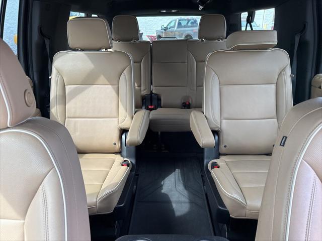2022 Chevrolet Suburban 4WD Premier