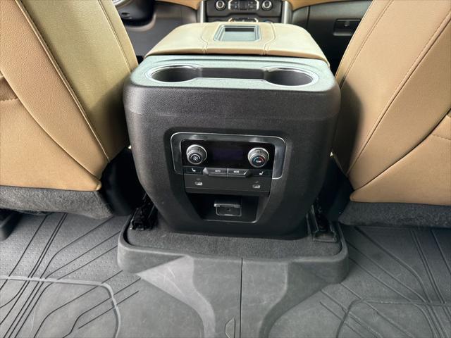 2022 Chevrolet Suburban 4WD Premier