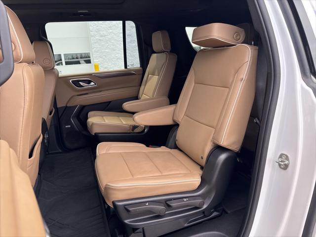 2022 Chevrolet Suburban 4WD Premier
