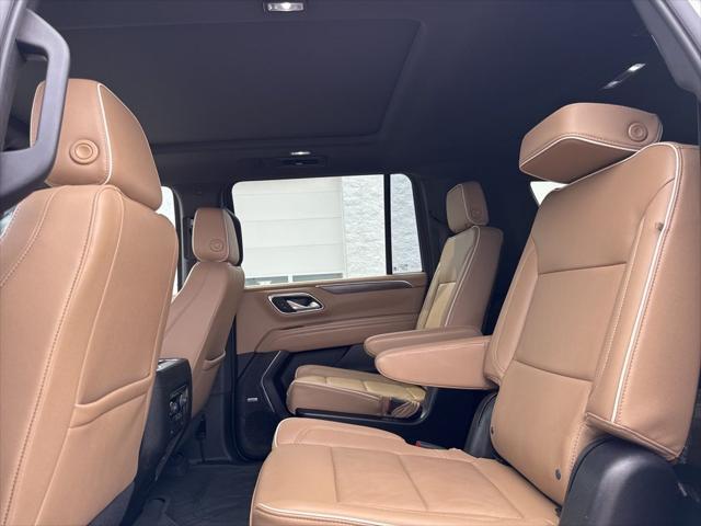 2022 Chevrolet Suburban 4WD Premier