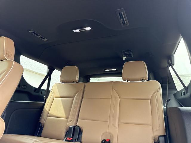 2022 Chevrolet Suburban 4WD Premier