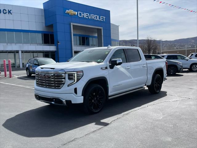 2022 GMC Sierra 1500 4WD Crew Cab Short Box Denali