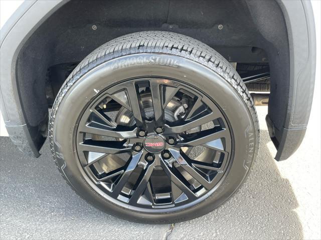 2022 GMC Sierra 1500 4WD Crew Cab Short Box Denali