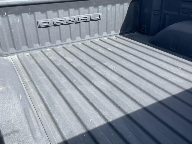 2022 GMC Sierra 1500 4WD Crew Cab Short Box Denali