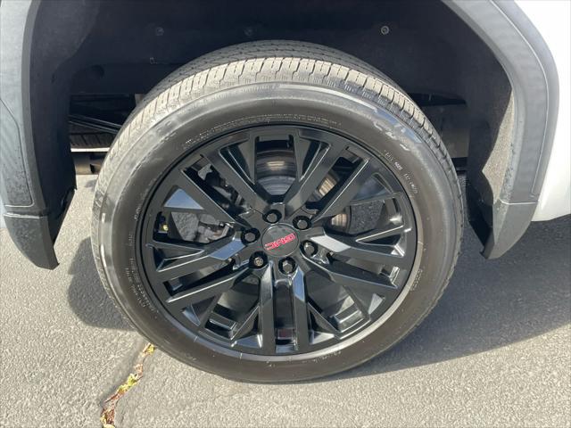 2022 GMC Sierra 1500 4WD Crew Cab Short Box Denali