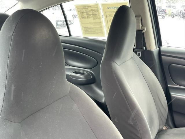 2015 Nissan Versa 1.6 S