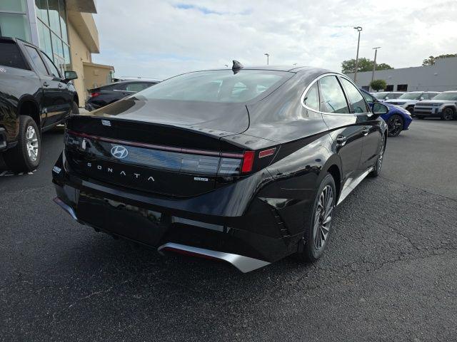 2026 Hyundai Sonata Hybrid SEL