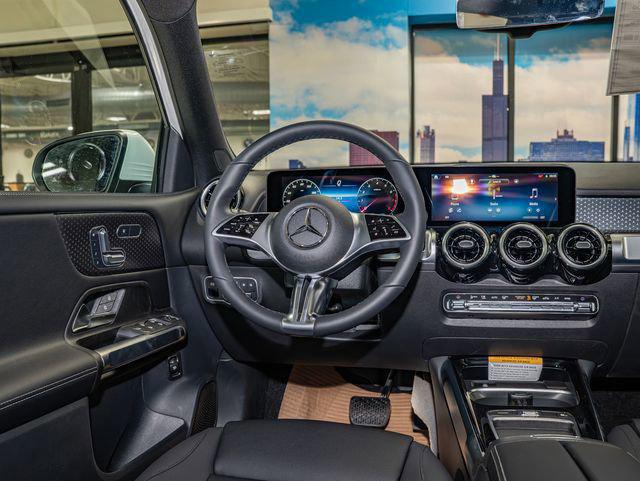 2026 Mercedes-Benz GLB 4MATIC