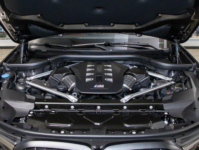 2026 BMW X7 M60i