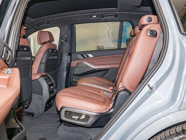 2026 BMW X7 M60i