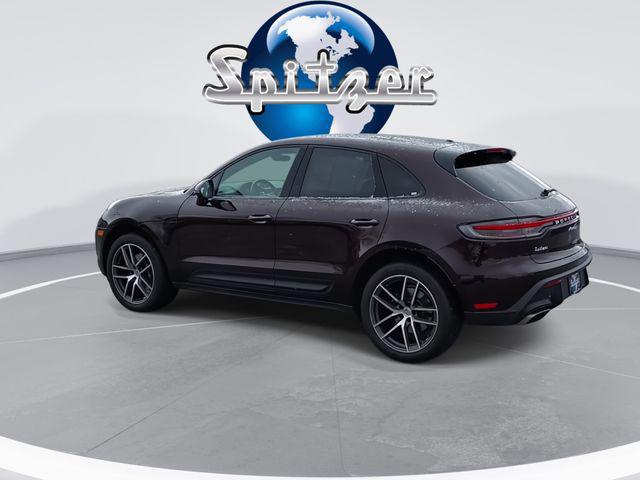 2023 Porsche Macan T