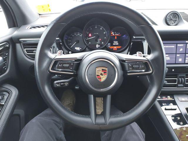 2023 Porsche Macan T