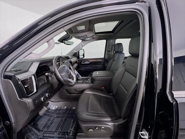 2025 GMC Sierra 2500HD Crew Cab, Standard Bed, Denali, 4WD